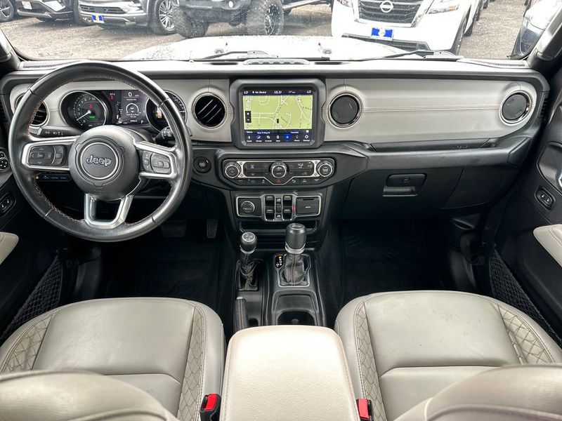 2021 Jeep Wrangler Unlimited Sahara High Altitude 4xe - 22962519 - 13