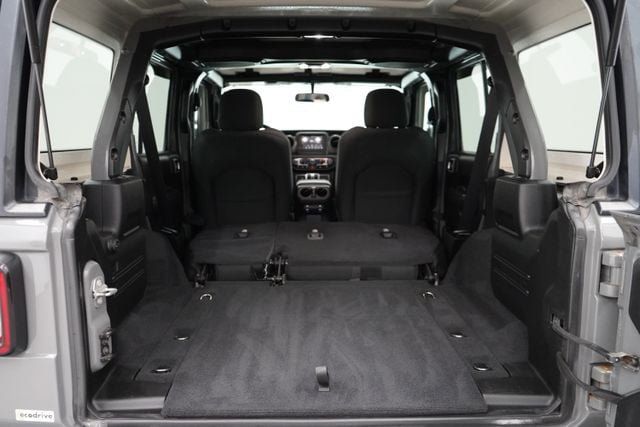 2021 Jeep Wrangler Unlimited Sport - 23080180 - 35