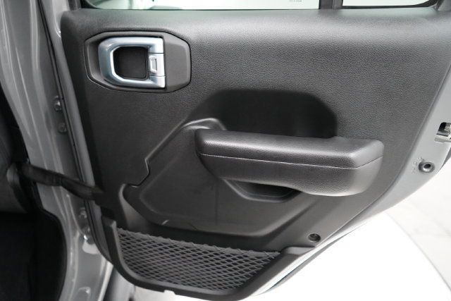 2021 Jeep Wrangler Unlimited Sport - 23080180 - 36