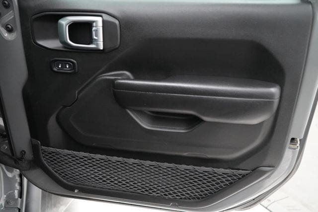 2021 Jeep Wrangler Unlimited Sport - 23080180 - 39
