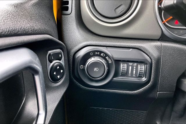 2021 Jeep Wrangler Unlimited Sport S 4x4 - 23029670 - 24