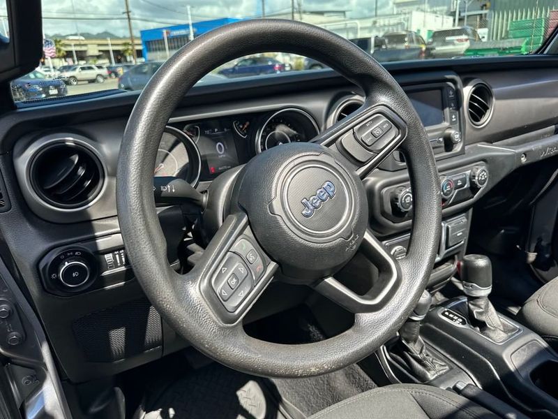 2021 Jeep Wrangler Willys Sport 4x4 - 22929195 - 17