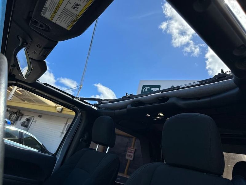 2021 Jeep Wrangler Willys Sport 4x4 - 22929195 - 19