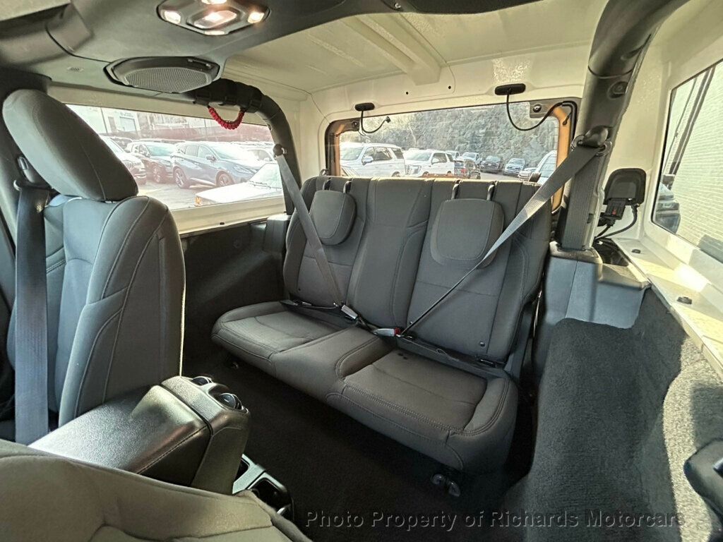 2021 Jeep Wrangler Willys Sport 4x4 - 23010722 - 14