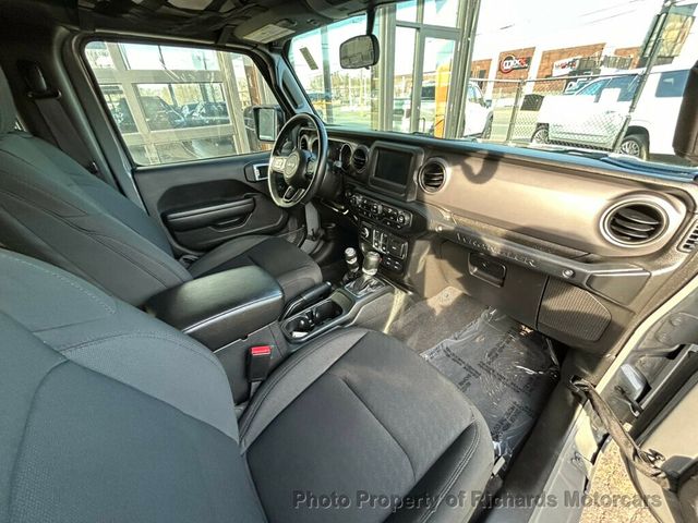 2021 Jeep Wrangler Willys Sport 4x4 - 23010722 - 17