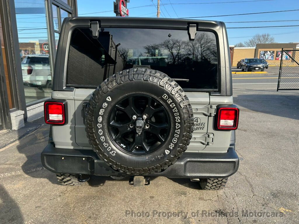 2021 Jeep Wrangler Willys Sport 4x4 - 23010722 - 3