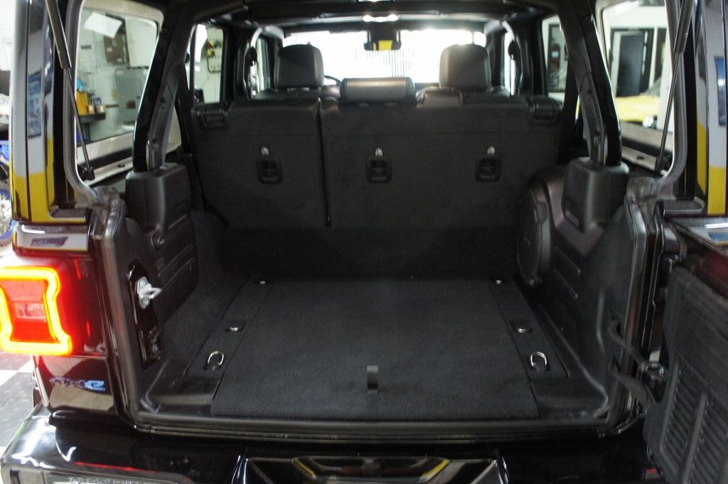 2021 Jeep Wrangler 4xe 1-Owner, Sahara High Altitude 4x4, 4xe - 22842127 - 39