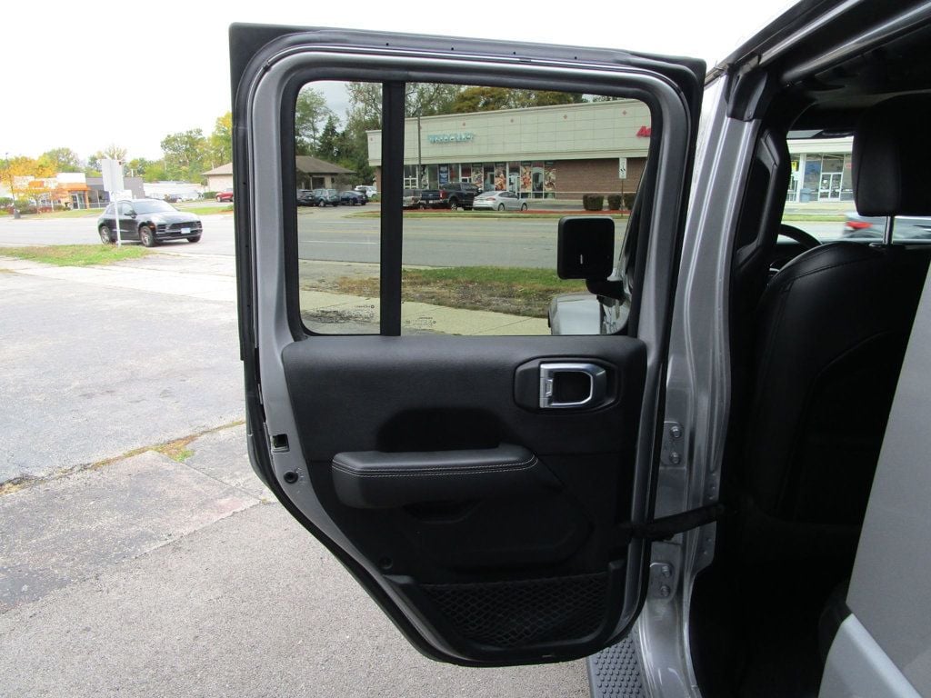 2021 Jeep Wrangler 4xe Unlimited Sahara 4x4 - 22935235 - 32