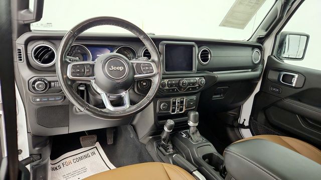 2021 Jeep Wrangler 4xe Unlimited Sahara 4x4 with Hardtop & Cold Weather Group - 22949783 - 11
