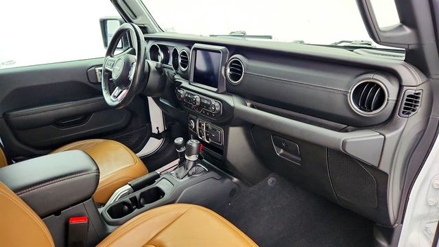 2021 Jeep Wrangler 4xe Unlimited Sahara 4x4 with Sky One-Touch Power-Top - 22971707 - 24