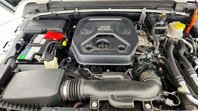 2021 Jeep Wrangler 4xe Unlimited Sahara 4x4 with Sky One-Touch Power-Top - 22971707 - 26