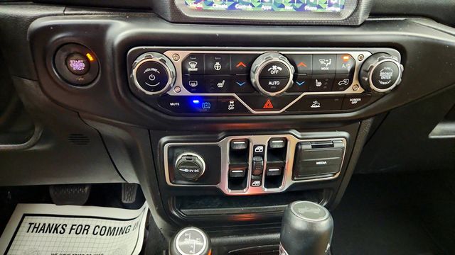 2021 Jeep Wrangler 4xe Unlimited Sahara 4xe w/ Cold Weather Group & Keyless Entry - 23083362 - 17