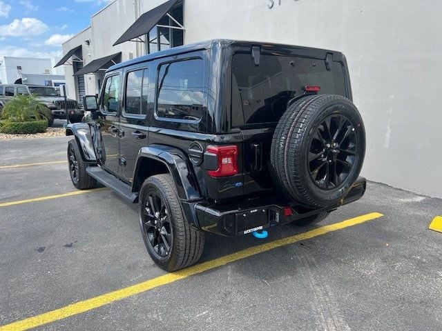 2021 Jeep Wrangler 4xe Unlimited Sahara High Altitude 4x4 - 22422251 - 6