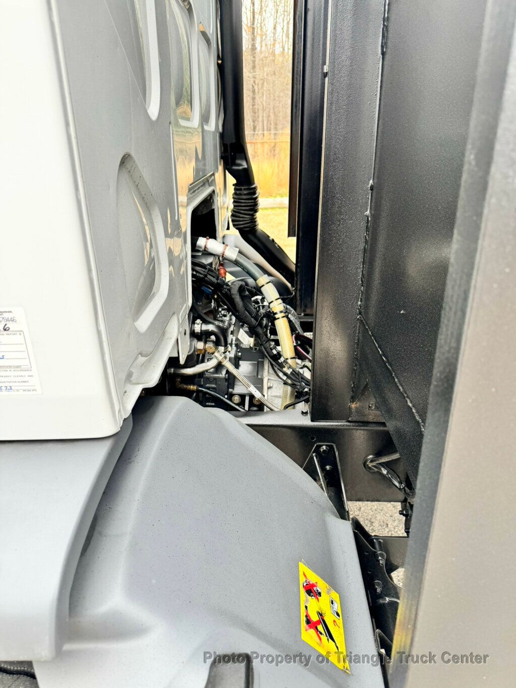 2021 Kenworth KW K270 NON CDL STAKE JUST 39k MI! UNDER 26k GVW 6.7 TURBO DIESEL! NON CDL AIR BRAKES! - 22992290 - 39