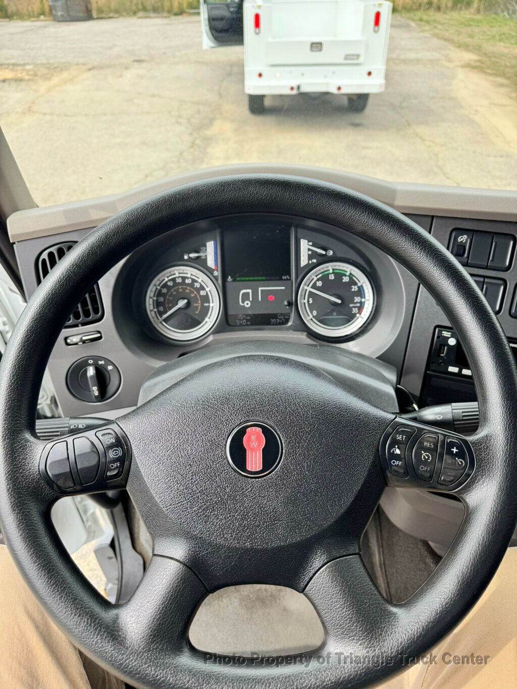 2021 Kenworth KW K270 NON CDL STAKE JUST 39k MI! UNDER 26k GVW 6.7 TURBO DIESEL! NON CDL AIR BRAKES! - 22992290 - 42