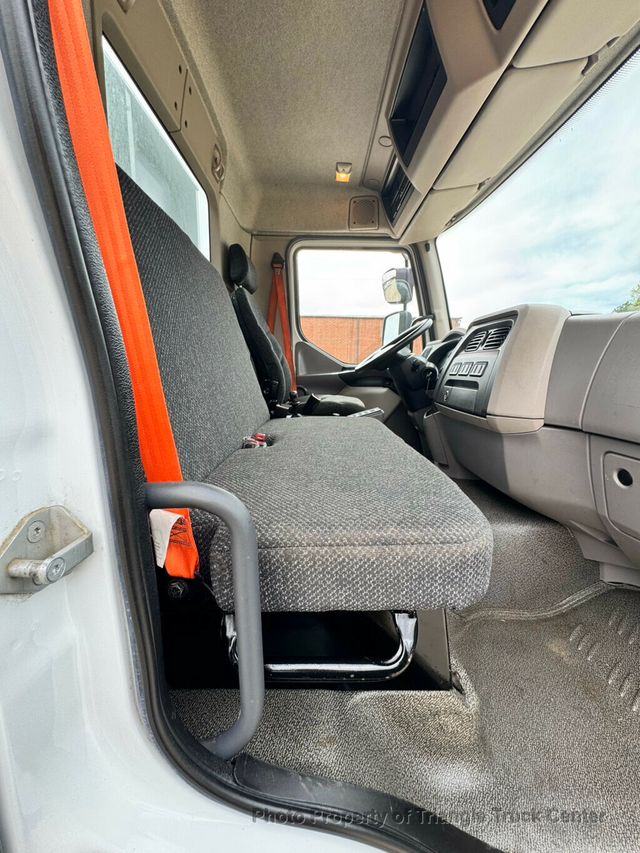 2021 Kenworth KW K270 NON CDL STAKE JUST 39k MI! UNDER 26k GVW 6.7 TURBO DIESEL! NON CDL AIR BRAKES! - 22992290 - 62