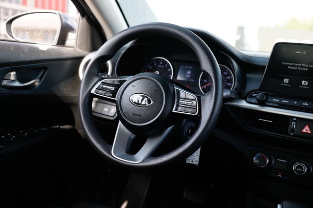 2021 Kia Forte  - 22971454 - 32