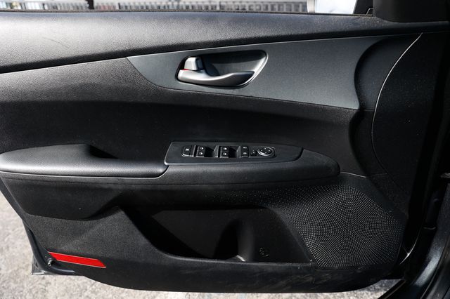 2021 Kia Forte  - 22971454 - 43