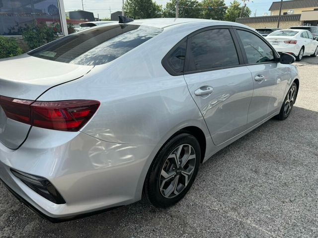 2021 Kia Forte EX IVT - 23049270 - 11