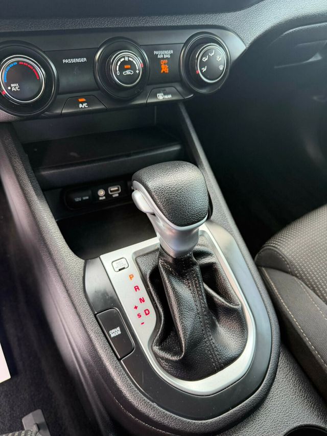 2021 Kia Forte EX IVT - 23049270 - 22