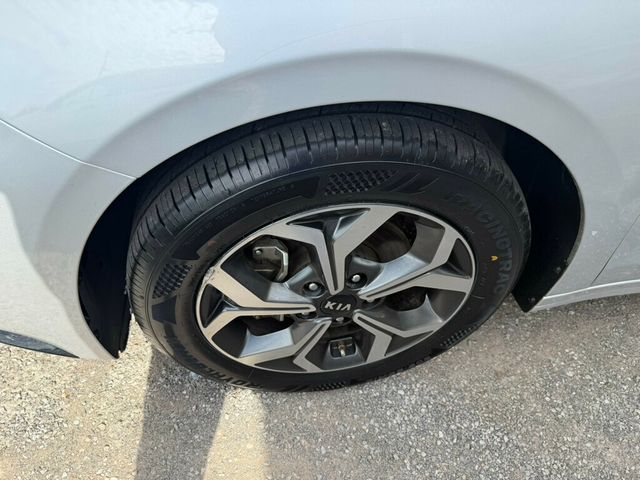 2021 Kia Forte EX IVT - 23049270 - 6