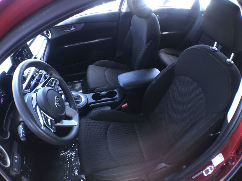 2021 Kia Forte FE photo 14