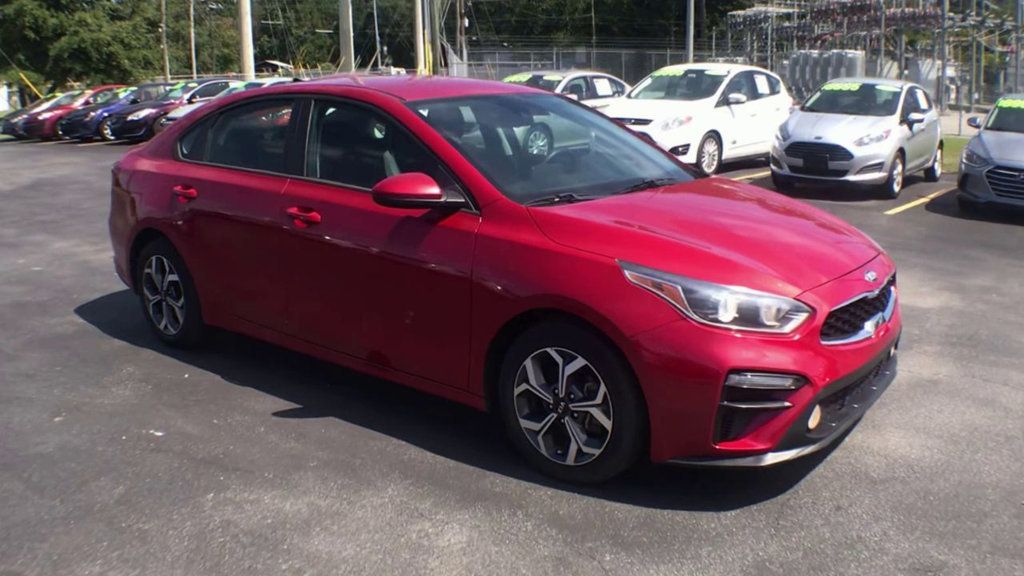 2021 Kia Forte FE photo 2