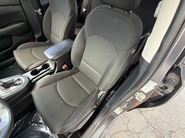 2021 Kia Forte FE - 23060877 - 13