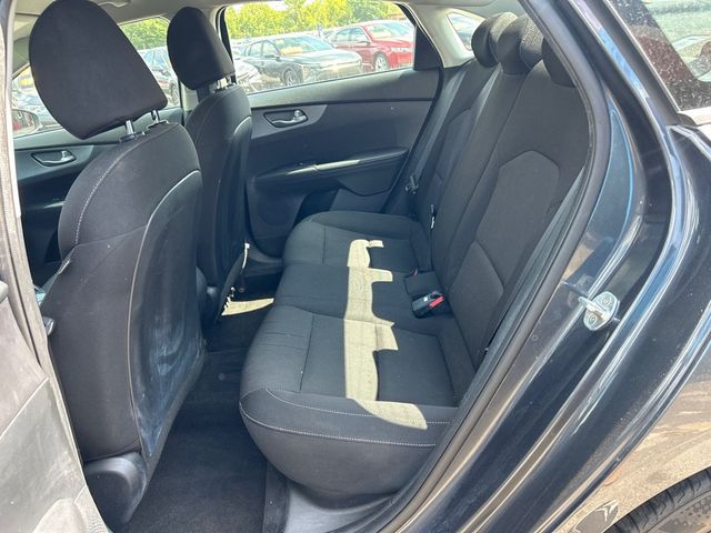 2021 Kia Forte FE - 23071162 - 6