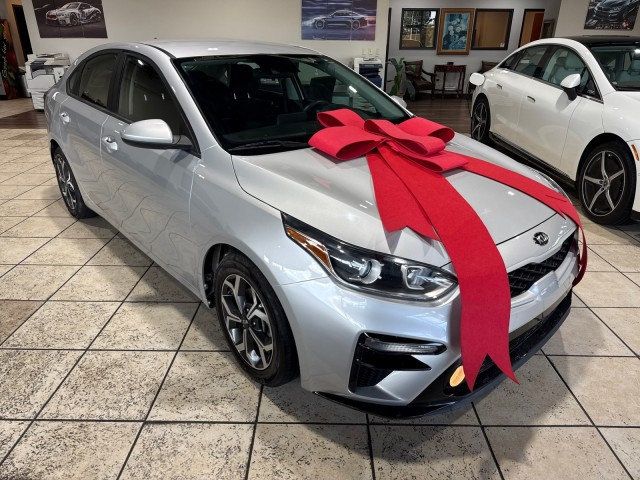 2021 Kia Forte FE photo 3