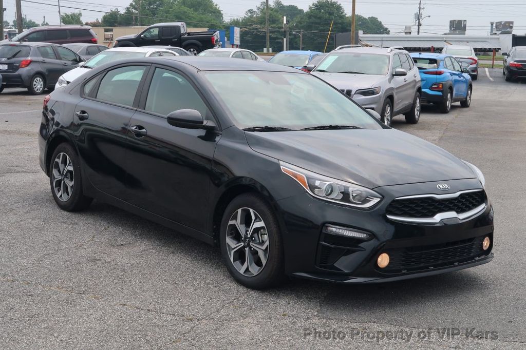 2021 Kia Forte FE IVT - 21995636 - 2