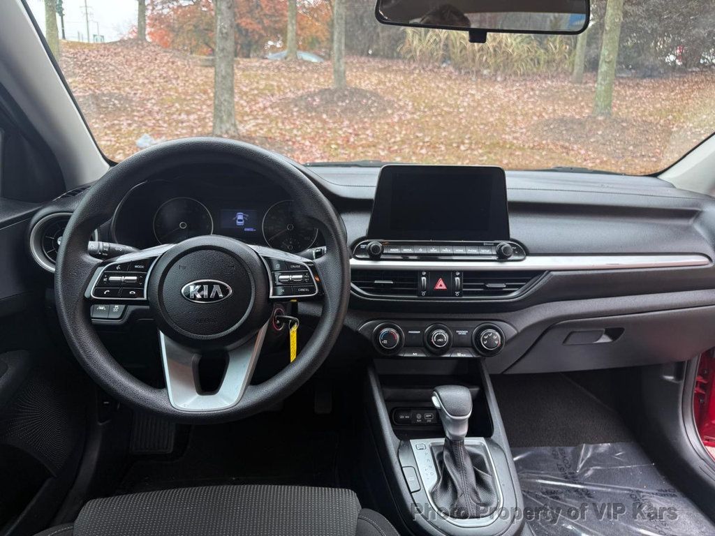 2021 Kia Forte FE IVT - 22110181 - 13
