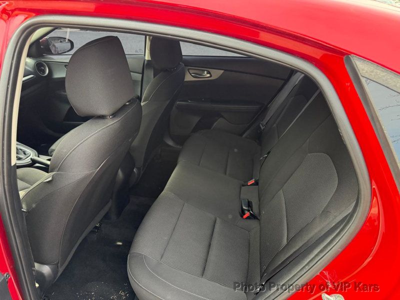 2021 Kia Forte FE IVT - 22985528 - 12