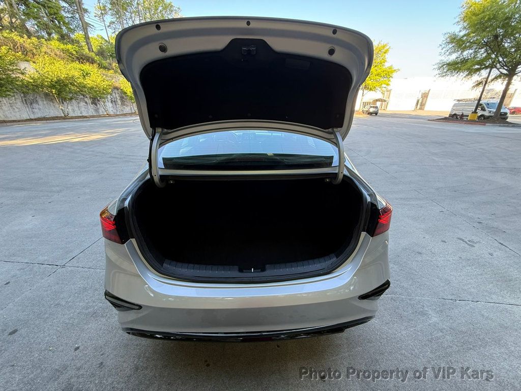 2021 Kia Forte FE IVT - 23011909 - 17