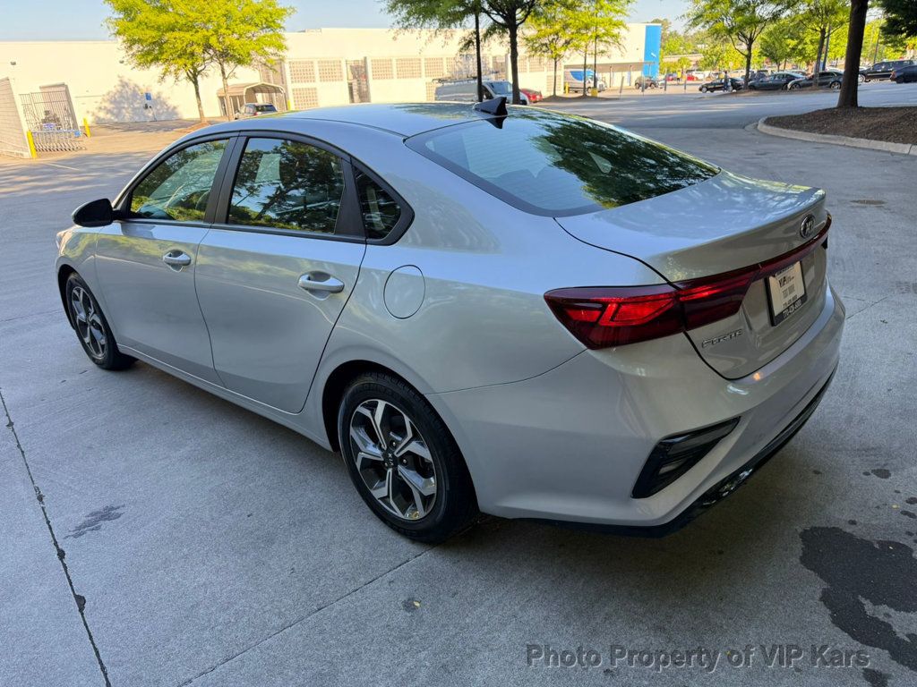 2021 Kia Forte FE IVT - 23011909 - 6