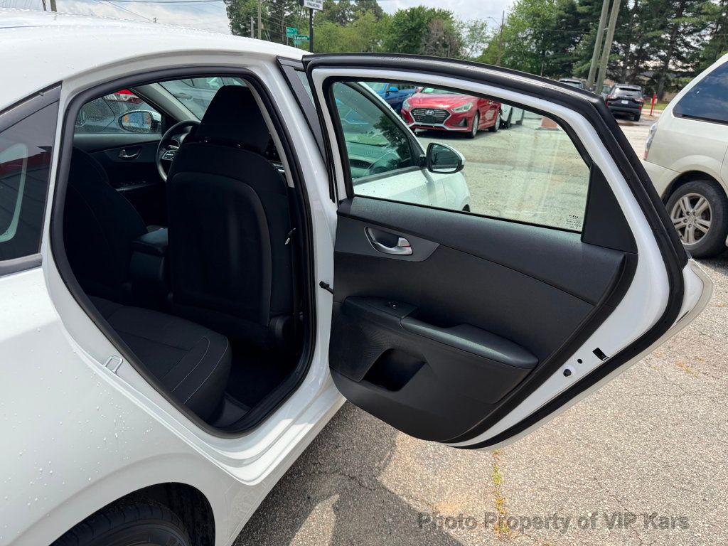 2021 Kia Forte FE IVT - 23031471 - 10