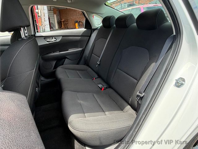 2021 Kia Forte FE IVT - 23031471 - 13