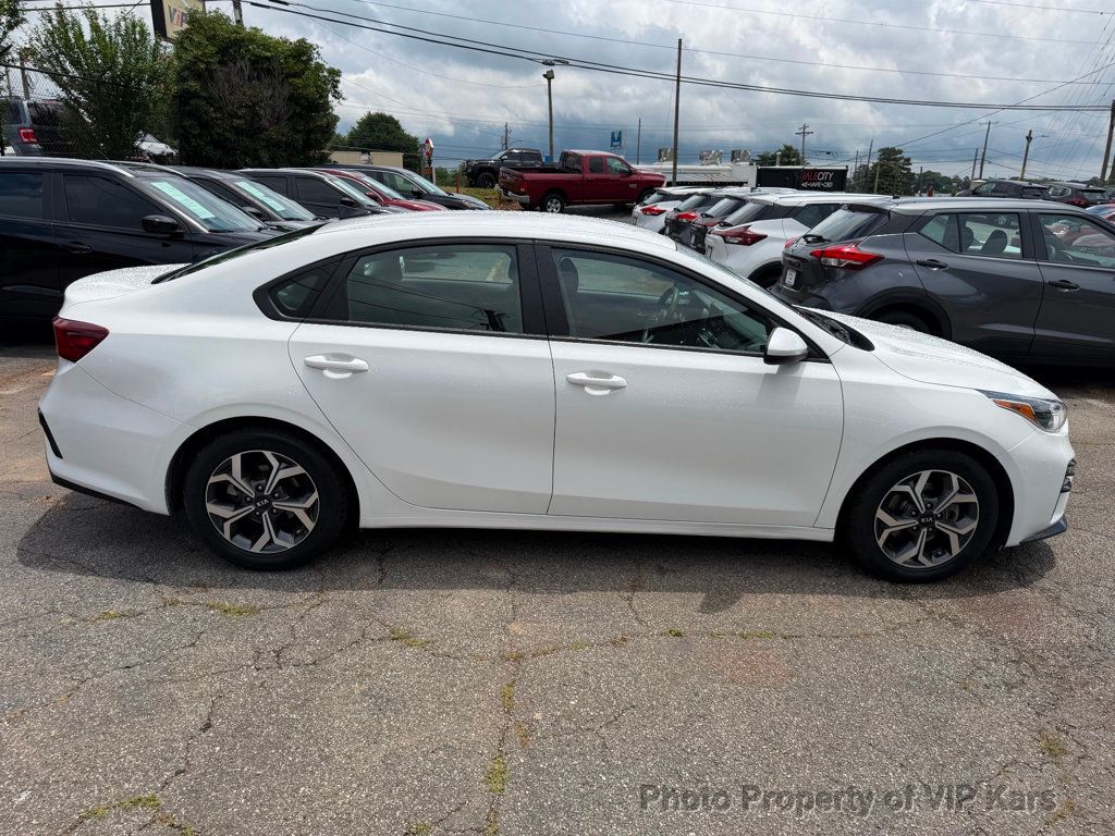 2021 Kia Forte FE IVT - 23031471 - 3