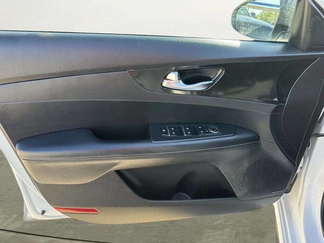 2021 Kia Forte GT-Line IVT - 23033085 - 9