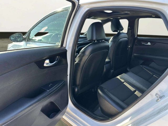 2021 Kia Forte GT-Line IVT - 23033085 - 13