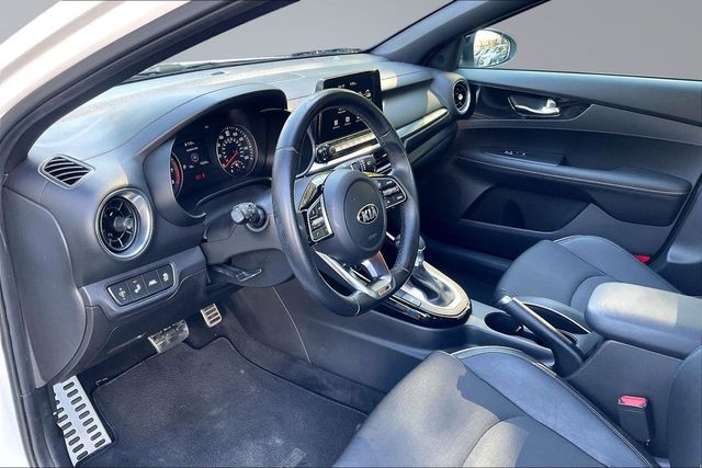 2021 Kia Forte GT-Line IVT - 23012518 - 10