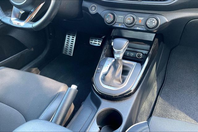 2021 Kia Forte GT-Line IVT - 23012518 - 29