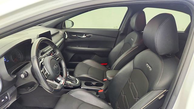 2021 Kia Forte GT-Line IVT - 22999359 - 17