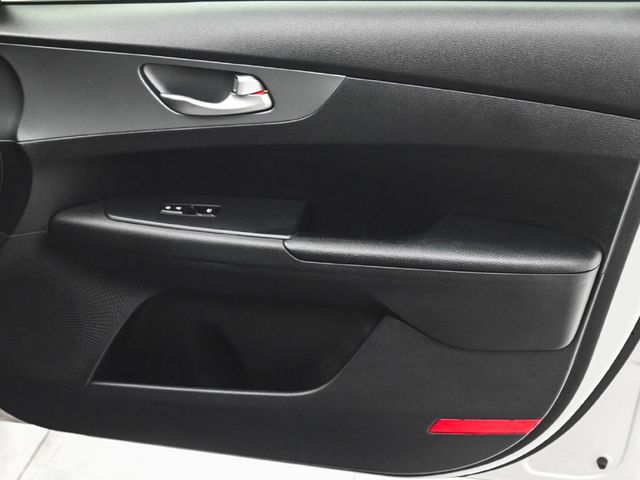 2021 Kia Forte LXS - 23089079 - 9