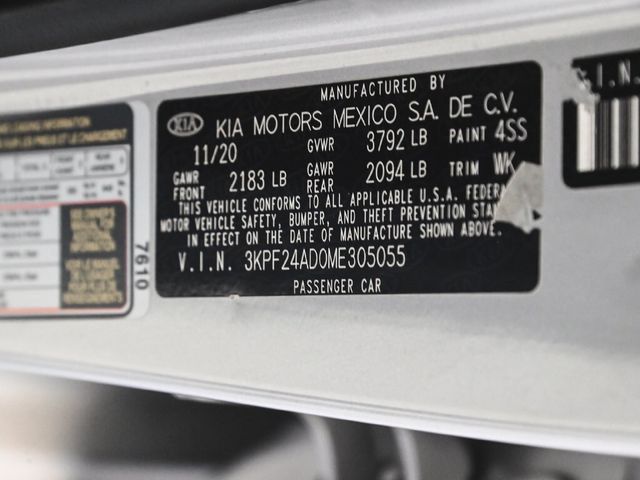 2021 Kia Forte LXS - 23089079 - 12