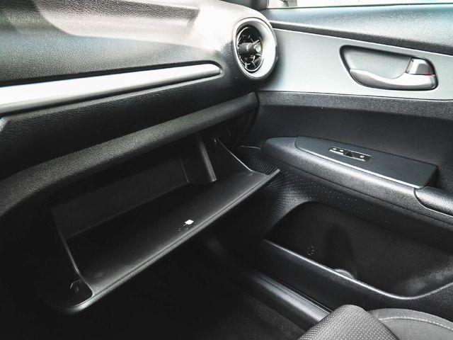2021 Kia Forte LXS - 23089079 - 15