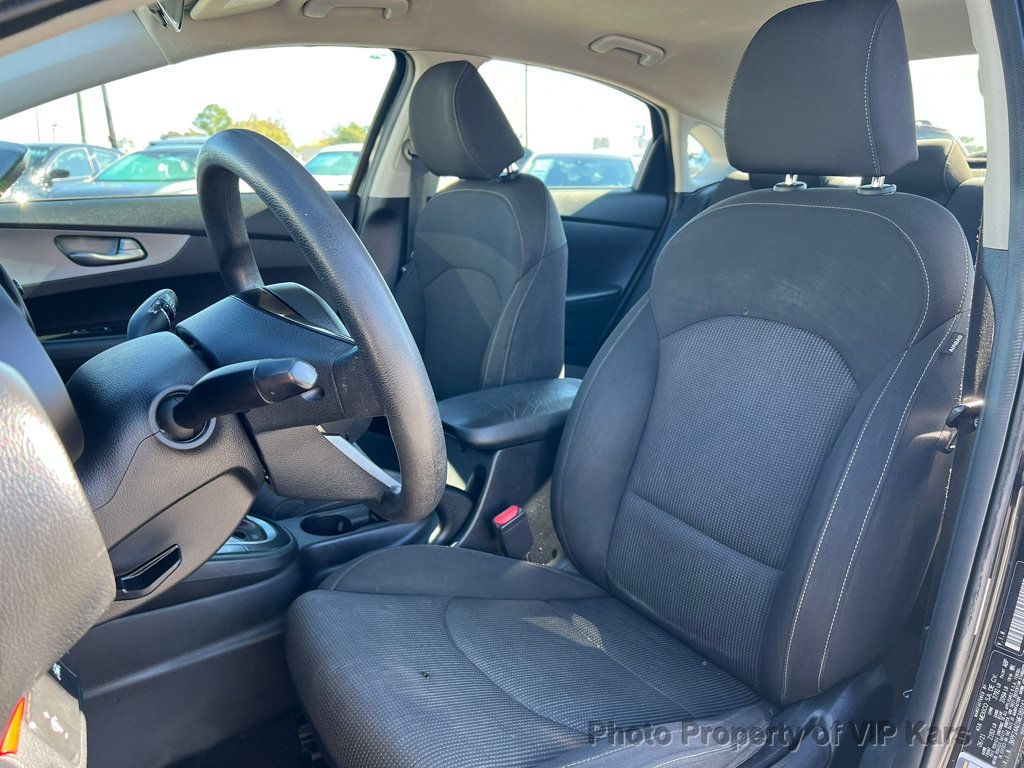 2021 Kia Forte LXS IVT - 22939895 - 15