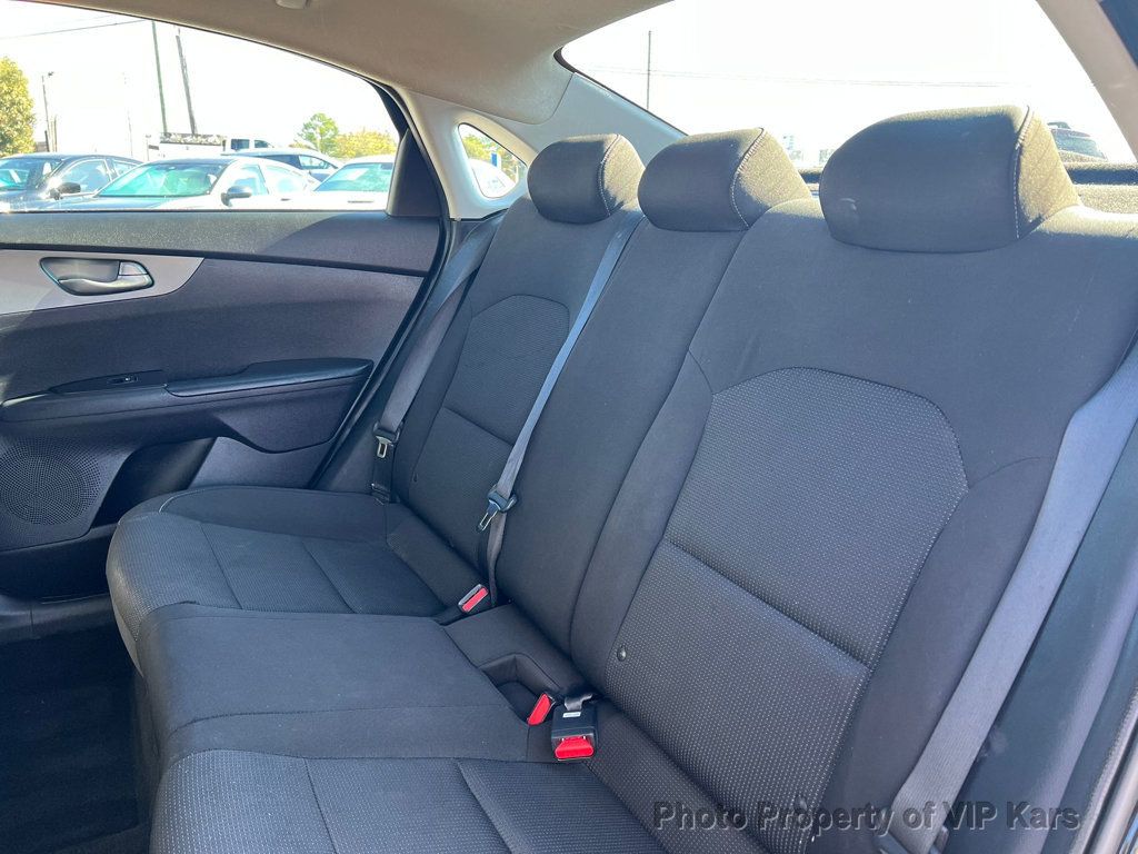 2021 Kia Forte LXS IVT - 22939895 - 16