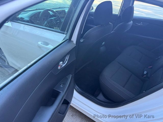 2021 Kia Forte LXS IVT - 22972341 - 10