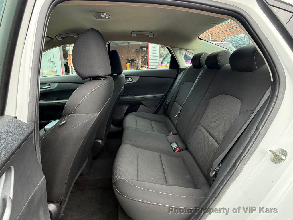 2021 Kia Forte LXS IVT - 23037797 - 12